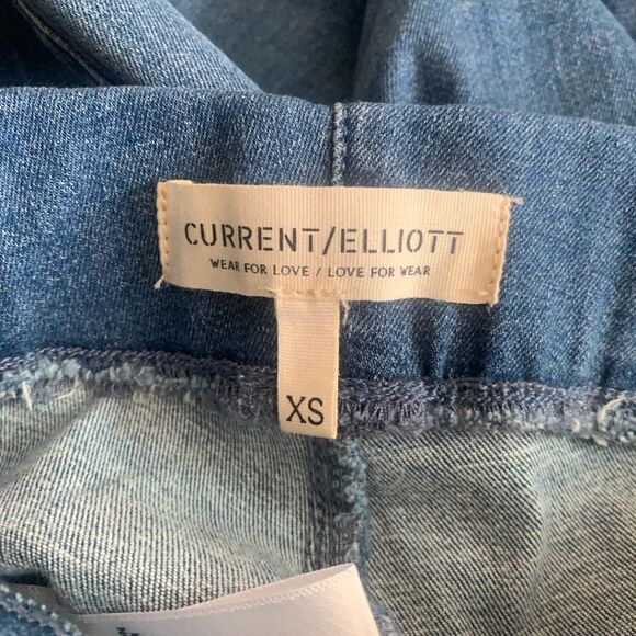 Current/Elliott wear to love skinny jeans - Picture 4 of 5